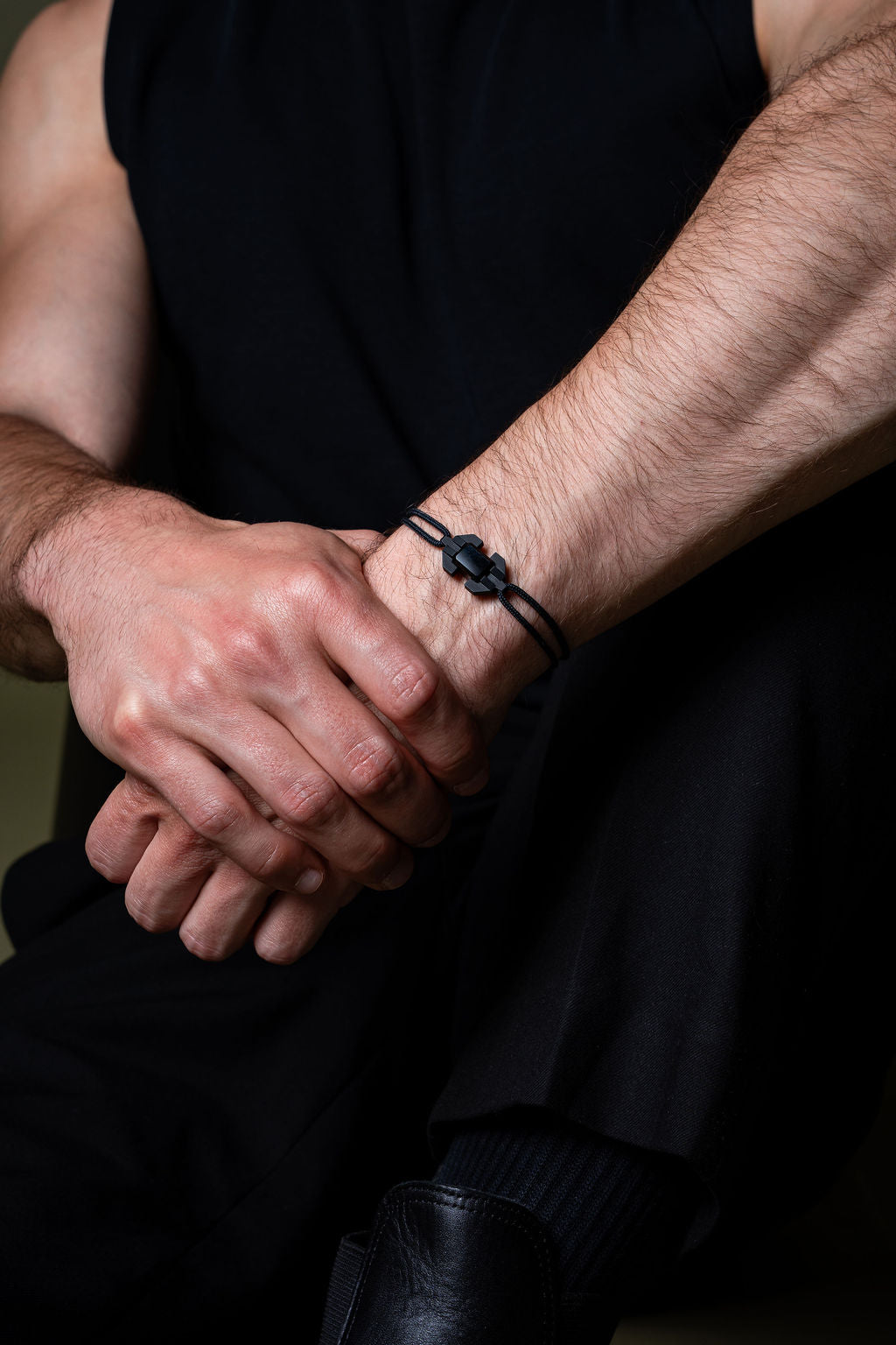 Bracelet titane microbillé, DLC noir et jade noir